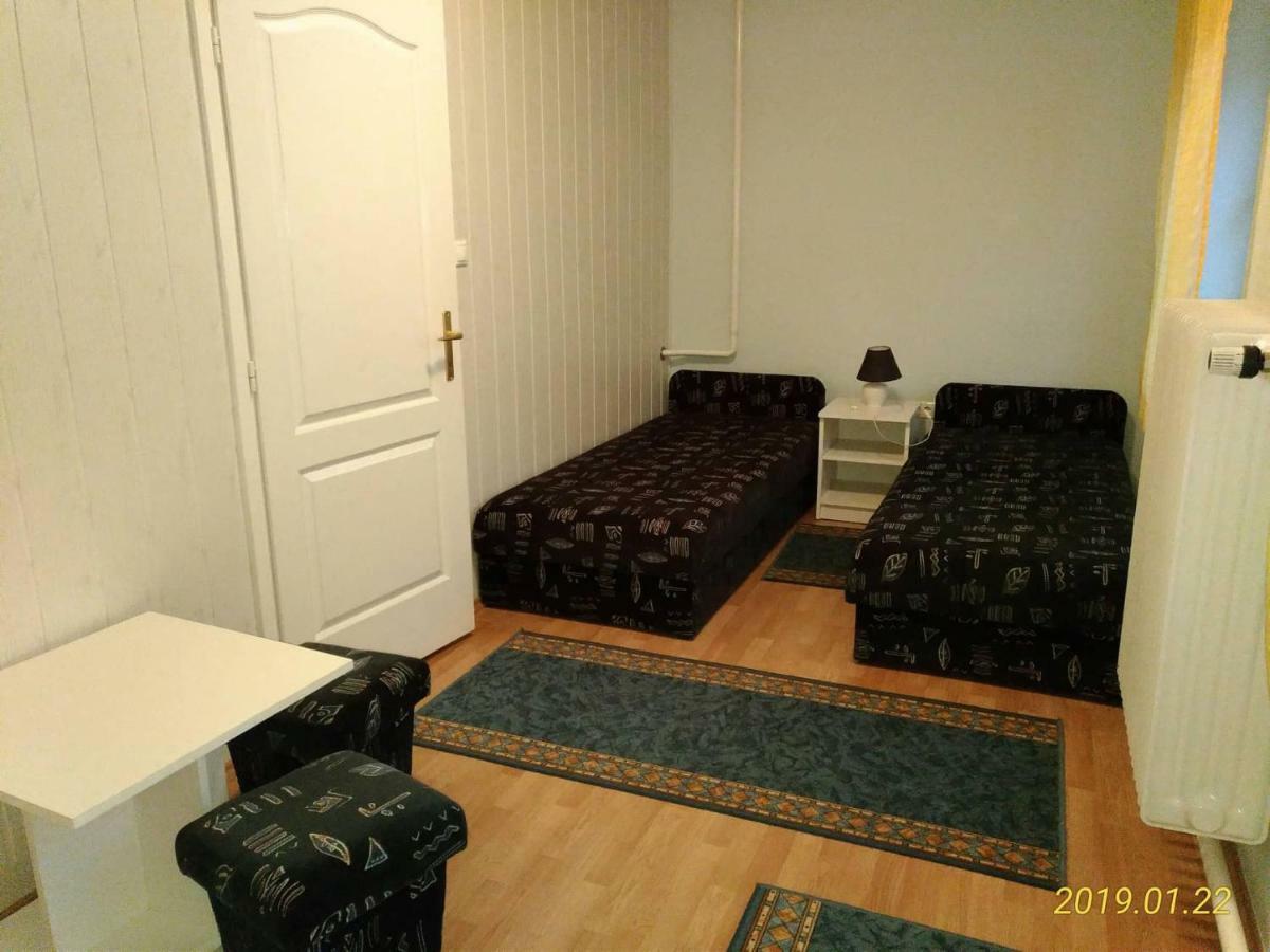 BalatonfůzfőNora Apartman公寓 外观 照片